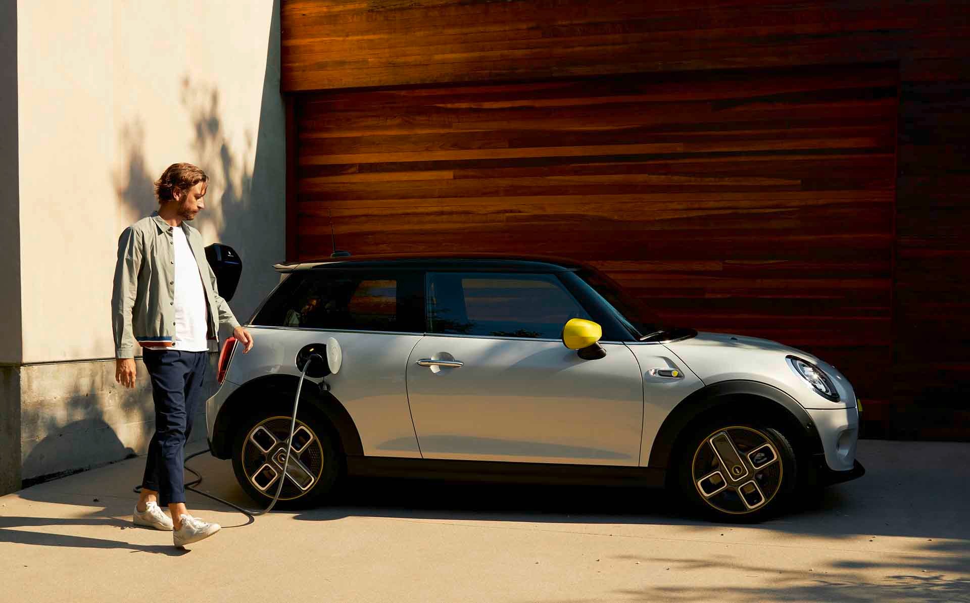 The all-electric MINI